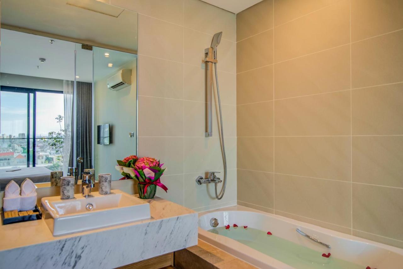 Moon Hotel And Apartment Da Nang Dış mekan fotoğraf
